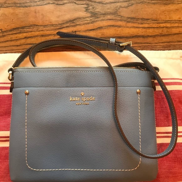 Kate Spade Purse - Picture 1 of 3